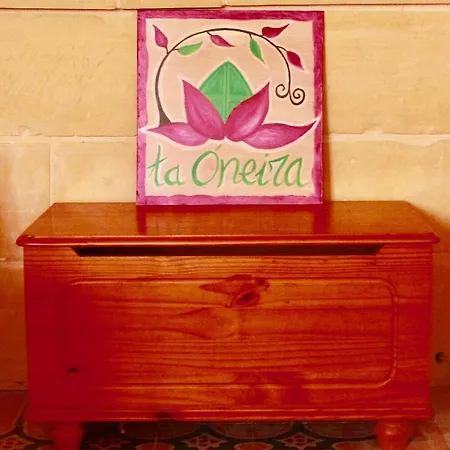 Ta Oneira - 2 * Zebbug (Gozo)