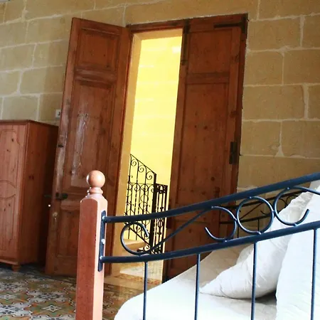 Ta Oneira - 2 לינה וארוחת בוקר Zebbug (Gozo)